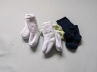 4 Paar Babysocken Babysöckchen Essen - Burgaltendorf Vorschau