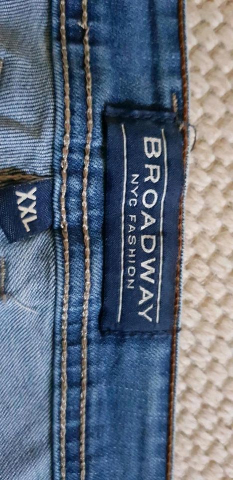 Kurze Jeans v. BROADWAY in Sachsenhagen