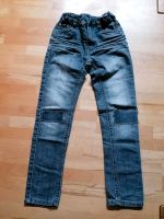 Jeans Jeanshose Gr. 128 schwarz Nordrhein-Westfalen - Beverungen Vorschau