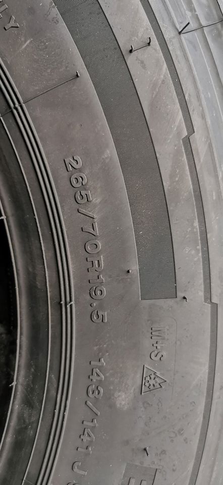 Neu 265/70 R19,5 143/141J  M+S LKW Reifen Lenkachse Trailer in Unna