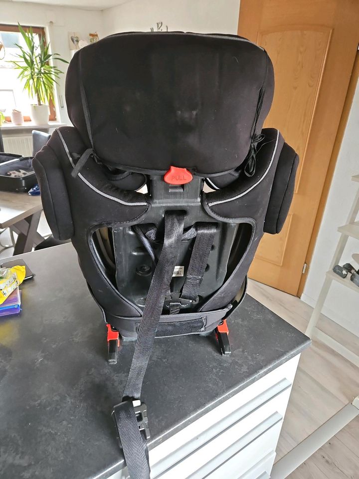 Auto kindersitz fuer isofix mit Isofixhalterungen in Gaggenau