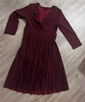 Weinrotes Kleid/ Größe M/ 38 / s Sachsen - Horka Vorschau