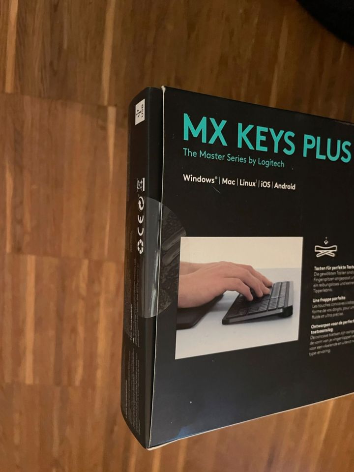 NEU logitech MX Keys Plus Tastatur Originalverpackt in Berlin