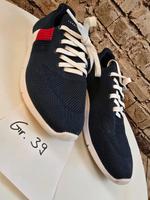 Tommy Hilfiger Damensneaker Gr 39 Niedersachsen - Hameln Vorschau