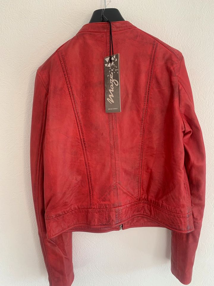 Maze Lederjacke Gr M neu mit Etikett Farbe Grenada rot in Baden-Württemberg  - Esslingen | eBay Kleinanzeigen ist jetzt Kleinanzeigen