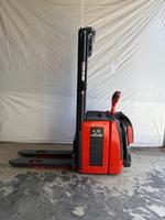 Linde L16 AP Deichselstapler Triplex Initialhub Waage 2500 Std Schleswig-Holstein - Wilster Vorschau