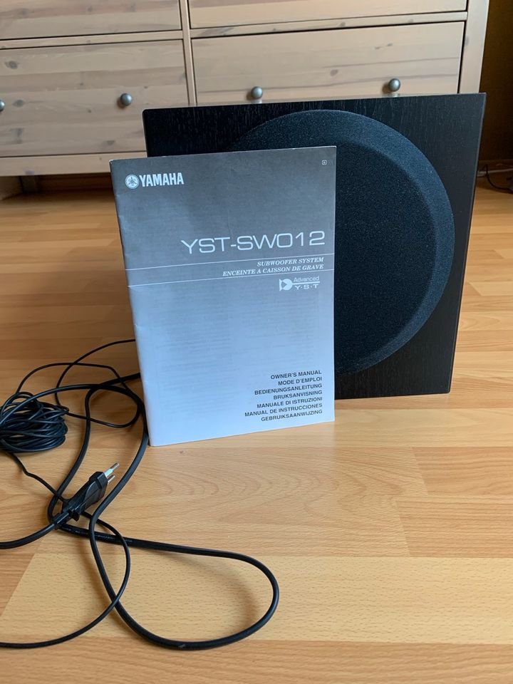 Yamaha YSP 5100 inklusive Subwoofer in Köln