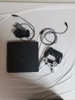 1 Ps4 Slim mit 2 Controllern, Stromkabel, Aufladegerät Bayern - Würzburg Vorschau