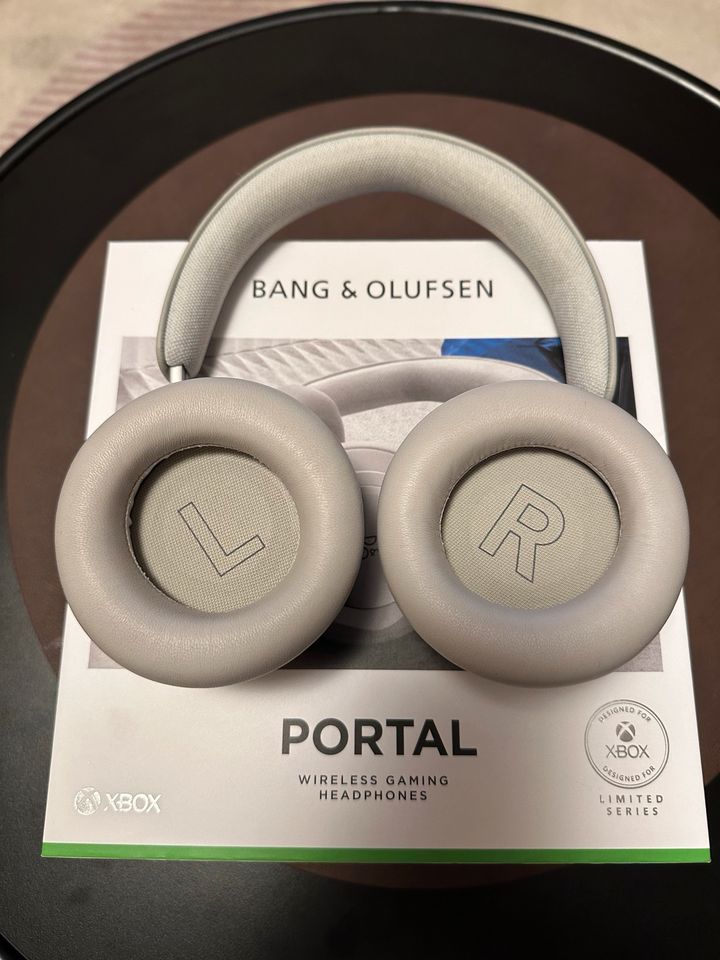 Kopfhörer Bang&Olufsen Beoplay Portal in Berlin