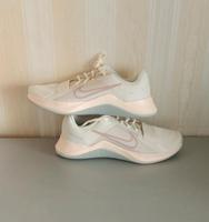 Neue W Nike MC Trainer 2 Gr.42 Nordrhein-Westfalen - Kerpen Vorschau