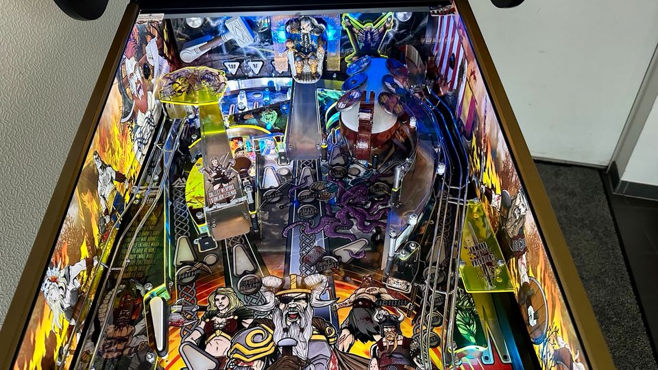 Flipper / Pinball Legends of Valhalla Deluxe in Lindlar