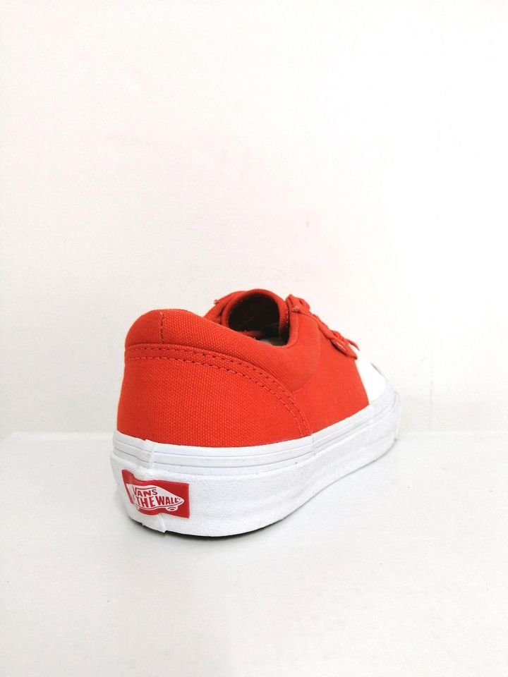 Neu Unisex Sneakers Vans Gr 39 in Ottweiler