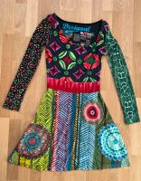 Desigual Kleid langarm Gr. M mit Glitzersteinen Nordrhein-Westfalen - Meerbusch Vorschau