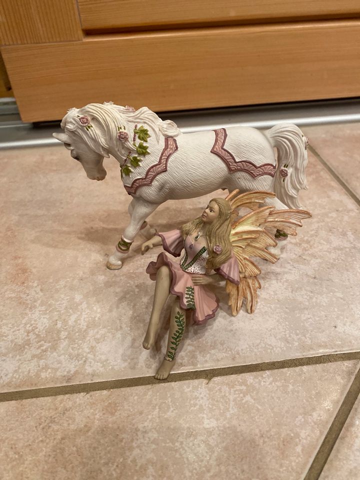 Schleich Bayala Elfe in Pilsting