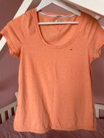 T-Shirt Tommy Hilfiger Gr. S M orange Nordrhein-Westfalen - Detmold Vorschau