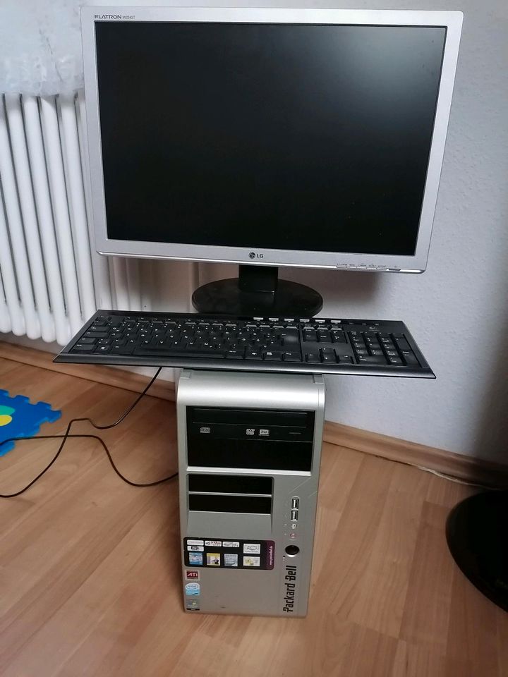 Pc Computer mit Monitor Packard Bell Windows 10 in Hofstetten