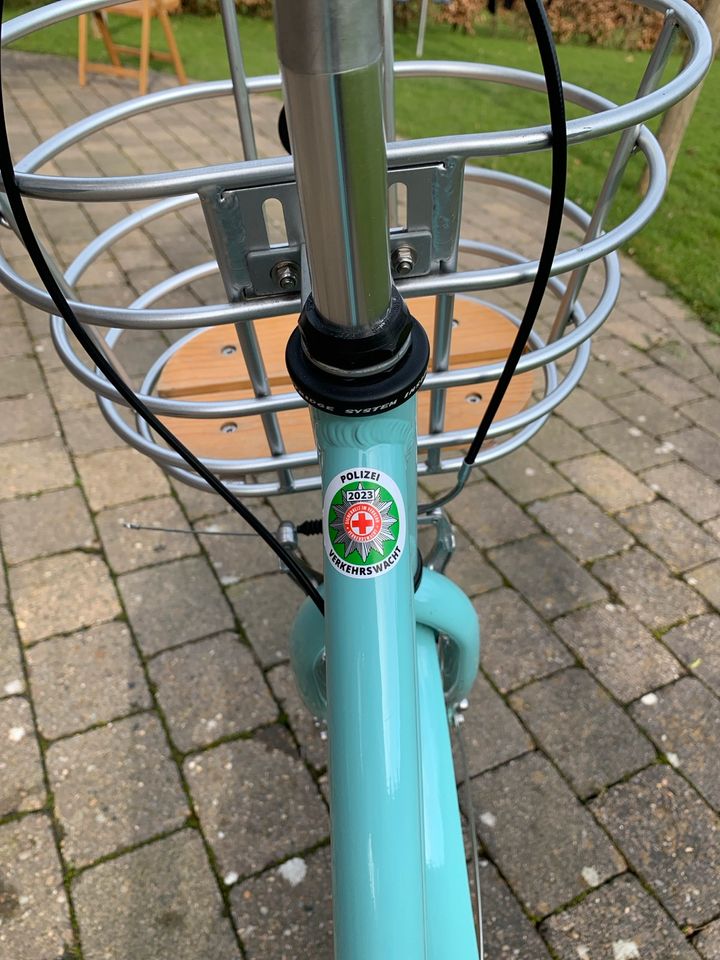 Holland-Fahrrad 24“ Aluminium mint türkis Korb Dänemark in Detmold