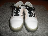 Vans Old Skool Sneaker Gr. 41 Off-White-Design Topzustand Saarbrücken-Mitte - Alt-Saarbrücken Vorschau