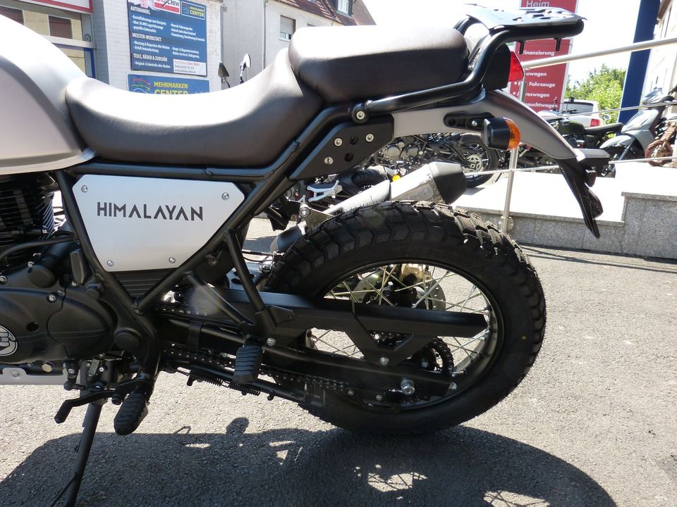 Royal Enfield Himalayan Mirage Silver in Schöneck