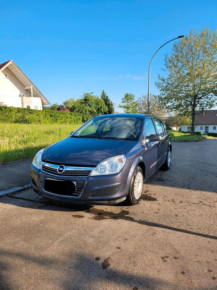 Opel Astra h 1.6 in Bissingen