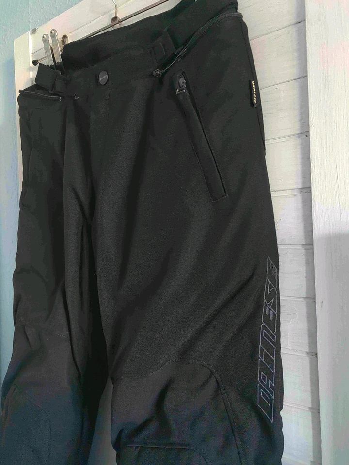 Dainese GoreTex Textilhose Gr.46 in Aichwald