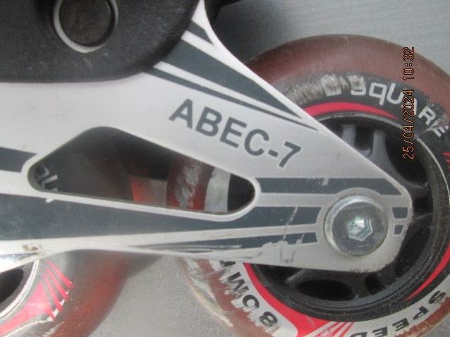 Neuwertige Inliner Skaters gr . 40 mit ABEC 7 Kugellager in Harsewinkel