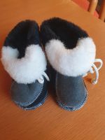 Baby Schuhe schwarz/grau Größe ca. 19/20 Nordrhein-Westfalen - Korschenbroich Vorschau