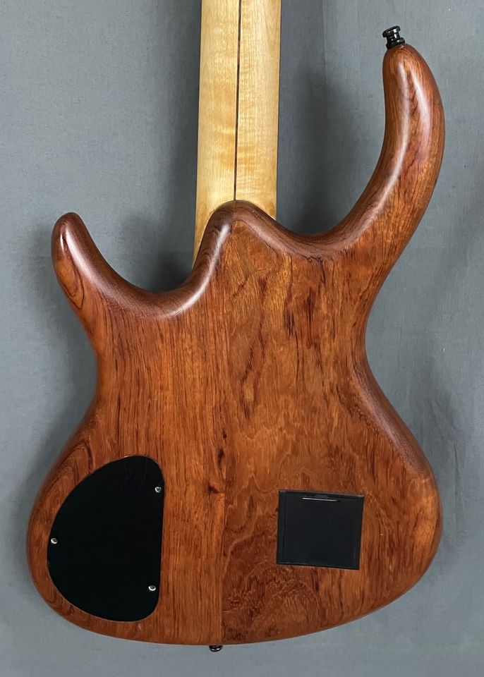 SCHACK UNIQUE BUBINGA BASS, GEBRAUCHT IN GUTEM ZUSTAND in Duisburg