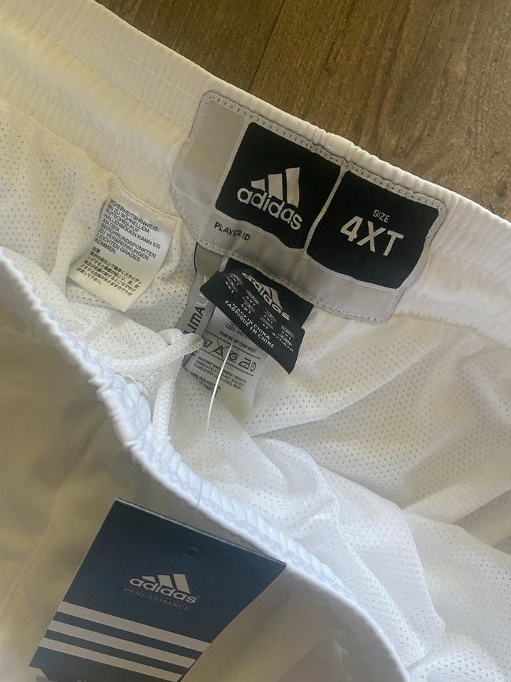 ADIDAS / BASKETBALL / SHORT / 4xt / 4xl / NEU in Hamburg