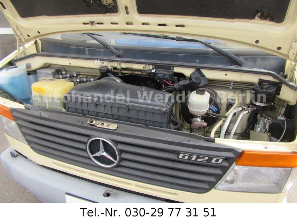 Mercedes-Benz Vario 612D 7-Sitzer Diff-Sperre orig.17tkm in Berlin