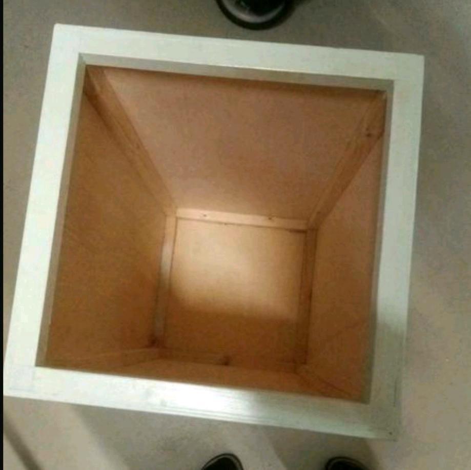 Kindermöbel, Spielebox, Holzkiste, Windeleimer, Wäschebox, etc. in Fronreute