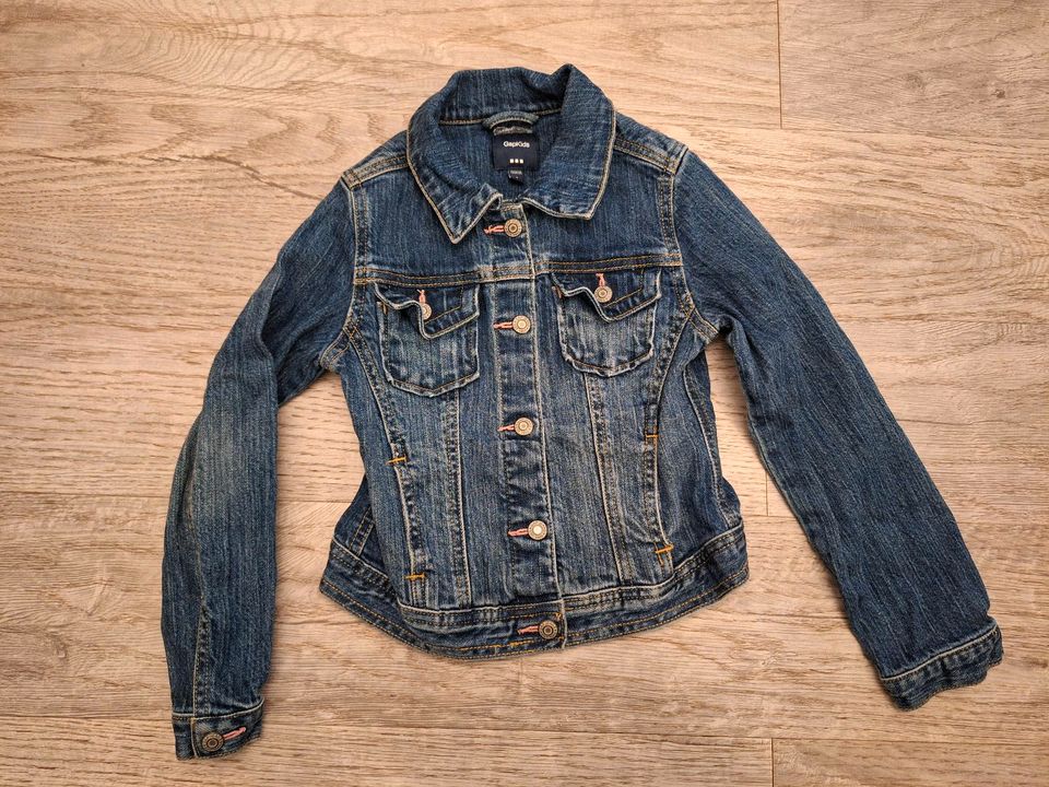 Gap Kids Jeansjacke ca. Größe 110 116 in Simmelsdorf