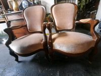Retro Stühle Sessel Stuhl Armlehnenstuhl Alt Massiv Holz Vintage Hessen - Groß-Gerau Vorschau