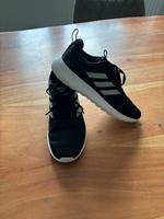 Adidas Damen Schuhe neu 39 Niedersachsen - Oldenburg Vorschau