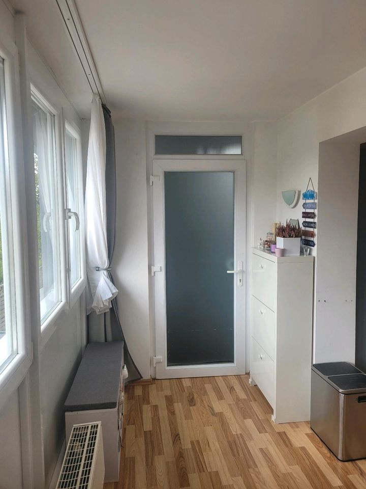 Helle, lichtdurchflutete 1-Zimmer-Wohnung in Wersten in Uni-Nähe in Düsseldorf