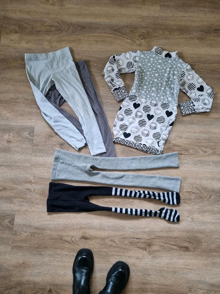 5 teiliges Set Gr.134 Longshirt Leggings Strumpfhosen in Aurich