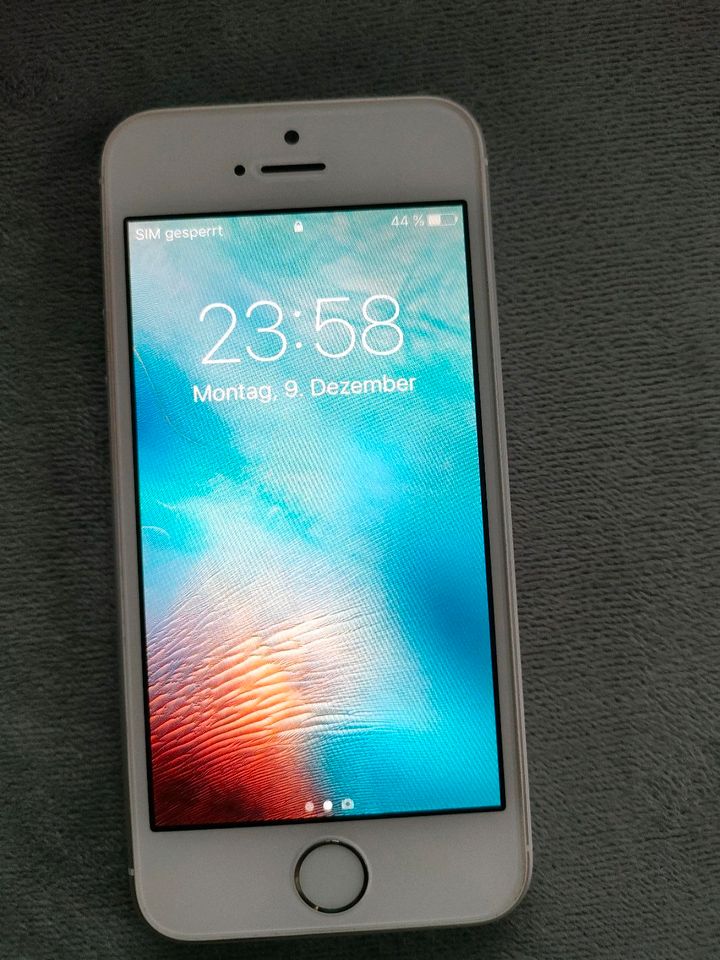 iPhone SE 16GB in Boxberg