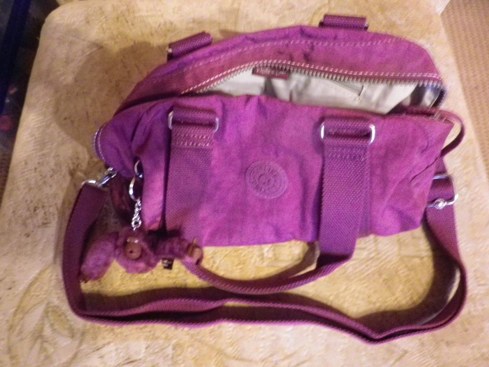 Kipling Tasche mit Geldbörse in Falkenberg/Elster