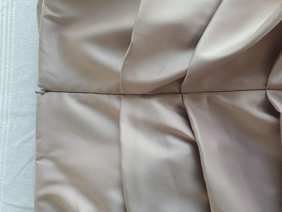 JAKE´s Abendkleid Hochzeit Abi Tanzkurs edel stilvoll taupe Gr.36 in Taufkirchen