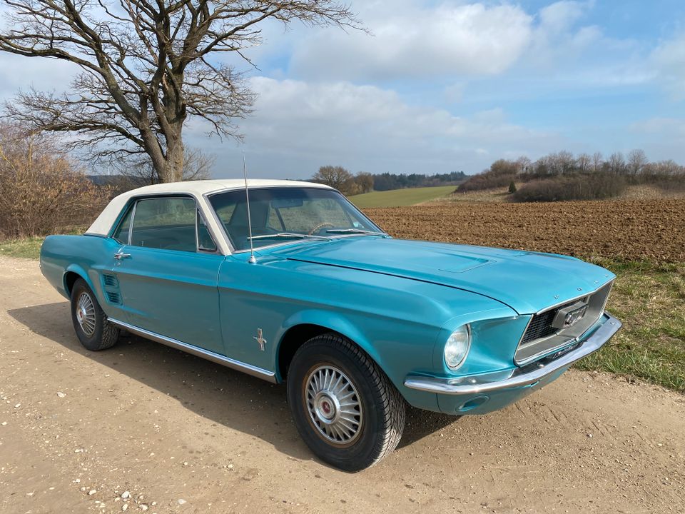 1967 Ford Mustang V8, Deluxe Ausstattung, Servo, Schalter, TÜV&H in Dasing