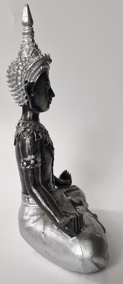 Buddha Dekofigur Asiatisch Buddha ca. 21cm 15cm Breit , 8cm Tief in Taunusstein