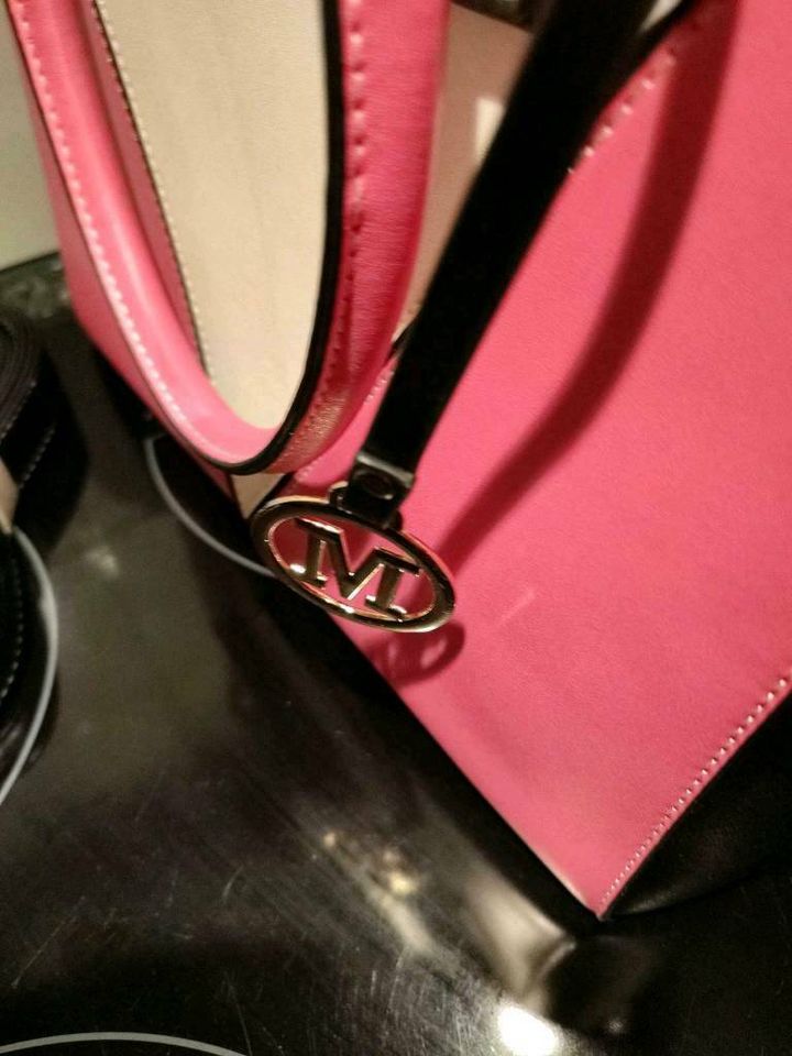 Damen Handtasche  pink weiß- schwarz Neu Frühling Sommer in Lörrach