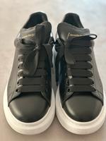 Alexander McQueen Damen Sneaker Gr. 38,5 Schwarz München - Schwabing-West Vorschau