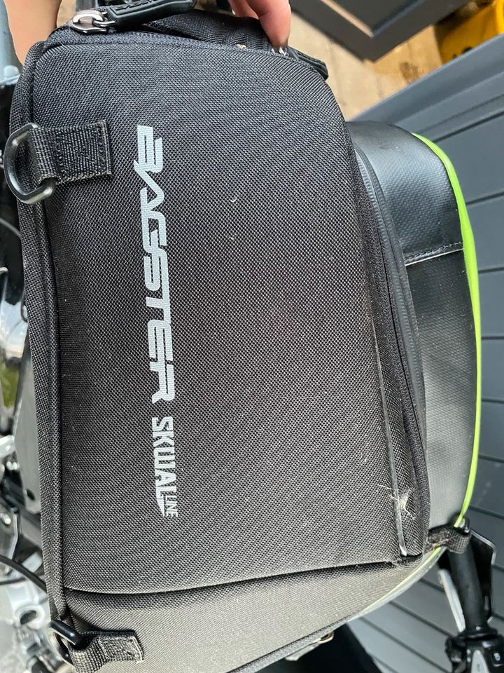 Motorradtasche Bagster SKWAL Line schwarz / gelb neuwertig in Oldendorf (Holstein)