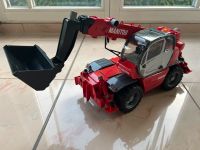 Bruder Manitou Teleskoplader mit Fahrer Sachsen-Anhalt - Magdeburg Vorschau