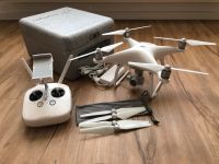 DJI Phantom 4 Drohne mit Kamera Bayern - Eging am See Vorschau