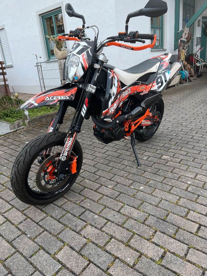 KTM SMCR 690 in Eichendorf