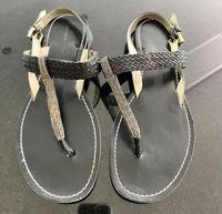 Tommy Hilfiger Sandalen Flip Flops Gr. 41 schwarz Gold ❤️ Nordrhein-Westfalen - Ladbergen Vorschau