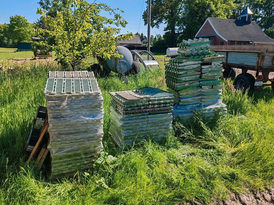 Ferkelrosten, Kunstoffrosten in Ottersberg