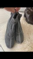 Stiefel Silber  & U G G S. , schwarz neuwertig! Nordrhein-Westfalen - Bottrop Vorschau